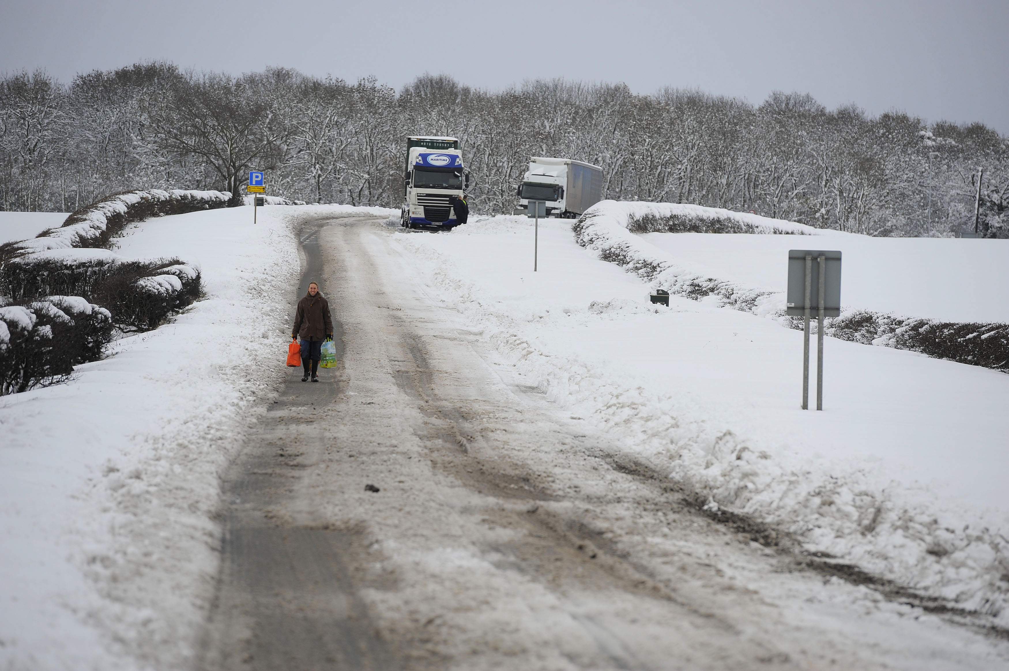 Είδε κι απόειδε εγκλωβισμένος και είπε να το πάρει με τα πόδια... - ΦΩΤΟ REUTERS