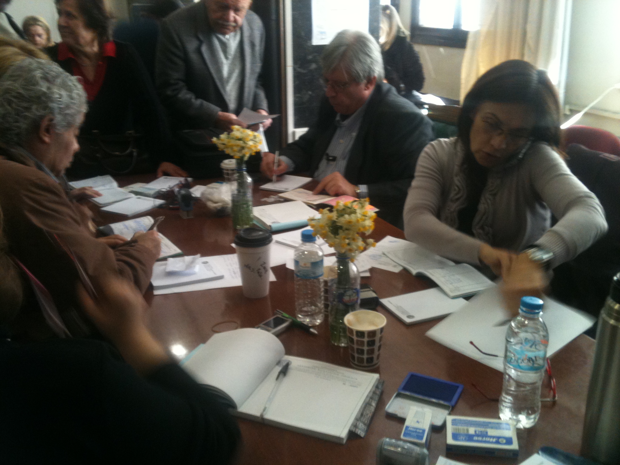 ΩΡΑ 
11.45 ΥΠ.ΥΓΕΙΑΣ: Σε αυτοσχέδια γραφεία η συνταγογράφηση από τους 
γιατρούς - καταληψίες ΦΩΤΟ NEWSIT