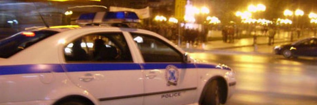 Αχαϊα: Τράκαραν με περιπολικό για να αποφύγουν τη σύλληψη - Σε εξέλιξη οι έρευνες για τους δράστες!