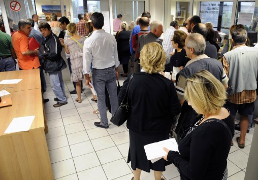 Αν θέλετε να μας φορολογήσετε βάση καταθέσεων και βάση του τρόπου ζωής μας είστε επικίνδυνοι για τον τόπο. Αν θέλετε να μας φορολογήσετε βάση καταθέσεων και βάση του τρόπου ζωής μας είστε επικίνδυνοι για τον τόπο.
