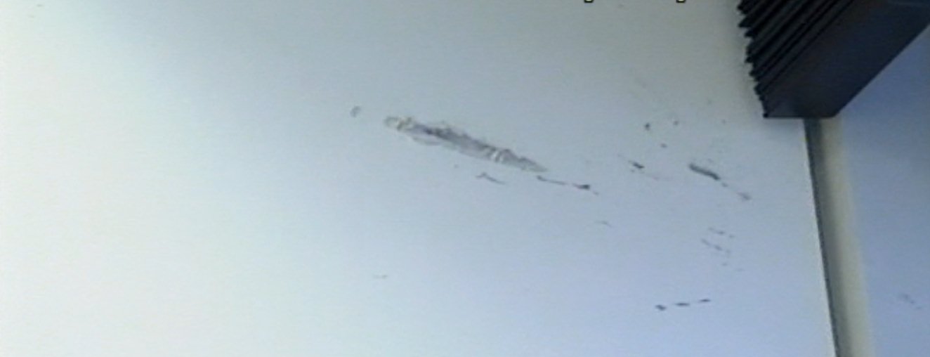 Το σημείο στο οποίο εξοστρακίστηκε η σφαίρα στον τοίχο του γραφείου του Πρωθυπουργού
