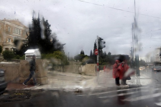 Ήρθε για να μείνει η κακοκαιρία! Βροχές, χιόνια και κρύο σήμερα