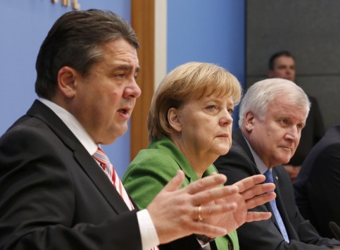 Ανακοινώθηκε η νέα κυβέρνηση της Γερμανίας – Αμετακίνητος ο Σόιμπλε, μπαίνει στην κυβέρνηση και ο Άσμουσεν