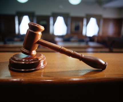 Ηλεία: Ξεκίνησε η δίκη της `μαύρης χήρας` - Κατηγορείται ότι δολοφόνησε και `τσιμέντωσε` 42χρονο επιχειρηματία
