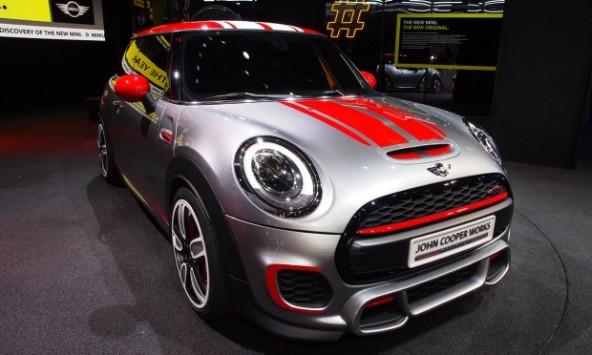 Προ των πυλών το νέο MINI John Cooper Works