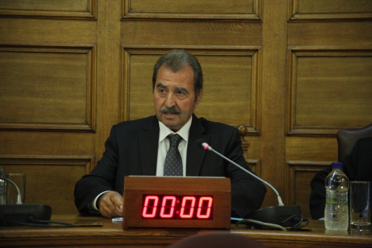 Σκοπιανός βουλευτής είπε μέσα στην Ελληνική Βουλή τα Σκόπια, Μακεδονία και δεν μίλησε κανείς!