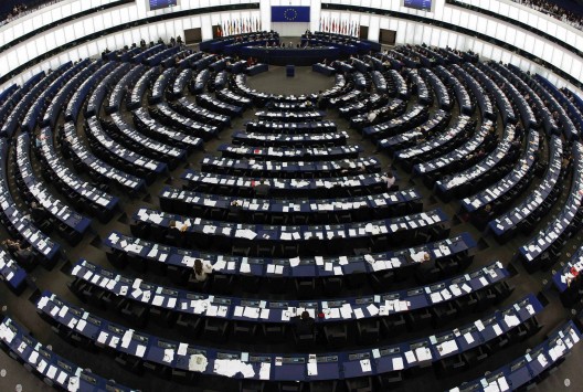 Ευρωπαϊκό Κοινοβούλιο: Κατάρα η τρόικα - Δεν λειτοούργησε σωστά - Έσωσε μεν χώρες από την χρεοκοπία αλλά λειτούργησε με αδιαφάνεια
