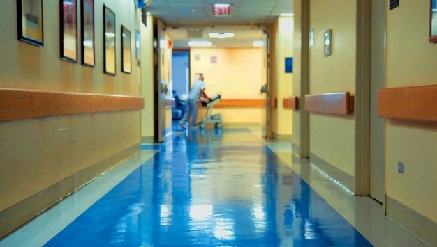 Νοσοκομειακοί γιατροί: « Έρχονται λουκέτα σε νοσοκομεία! Πεθαίνουν άνθρωποι»!
