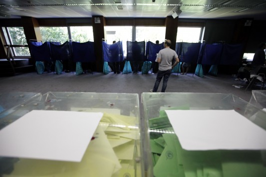 Εκλογές 2014: Αυξήθηκαν οι ανεξάρτητοι υποψήφιοι σε δήμους και περιφέρειες