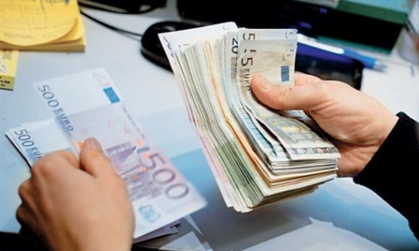 Αύξηση μισθού με μείωση των εισφορών για 1.700.000 εργαζόμενους