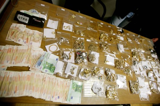 Συνελήφθη μέλος σπείρας που ρήμαζε σπίτια στα Χανιά