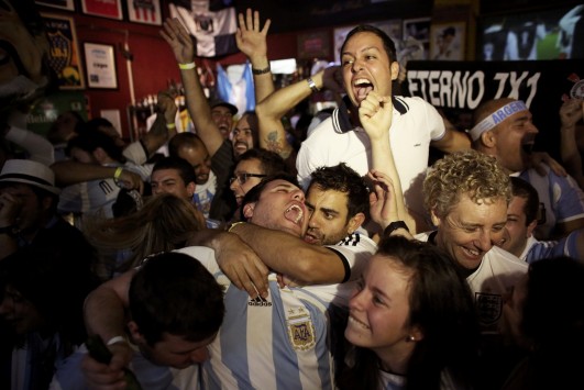 Είναι τρελοί αυτοί οι Αργεντίνοι! ΕΚΠΛΗΚΤΙΚΟ ΒΙΝΤΕΟ