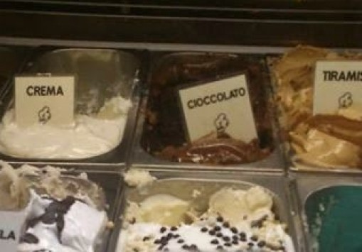 Χαλκιδική: Η φωτογραφία που κάνει θραύση στα social media - Δείτε το νέο παγωτό που έχει γίνει θέμα συζήτησης (Φωτό)!