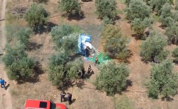 Σπάρτη: Αυτοψία στον τόπο της αεροπορικής τραγωδίας - Δύο νεκροί από τη συντριβή του αεροσκάφους - Άνοιξαν το αλεξίπτωτο αλλά δεν τα κατάφεραν!