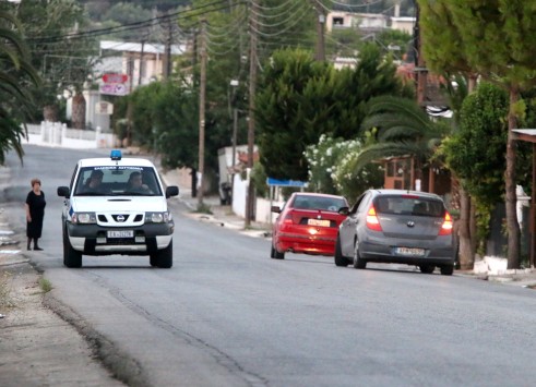 Ψάχνουν κρησφύγετο και γιάφκα στην Πελοπόννησο μετά τη ληστεία στο Δίστομο - Ποιος ο ρόλος 44χρονου ποινικού
