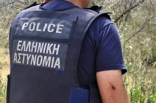 Κόρινθος: Τραυματίστηκε αστυνομικός κατά τη διάρκεια επιχείρησης σε καταυλισμό Ρομά