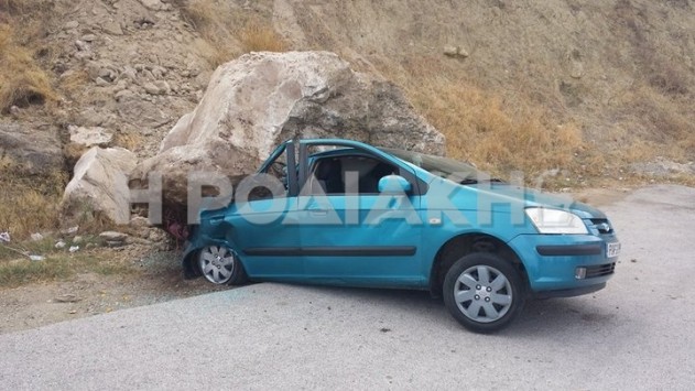 Πριν μπει στο αυτοκίνητο με το παιδί της είδε το πελώριο βράχο να λιώνει το Ι.Χ. της - ΦΩΤΟ