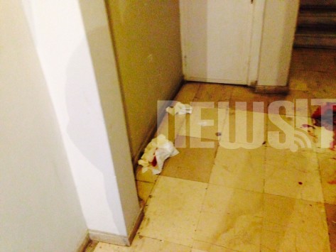 Χειρουργείται ο αρχιτέκτονας - Ήθελαν να τον σκοτώσουν χτυπώντας τον με μανία στο κεφάλι με ένα σφυρί - Βρέθηκε σε λίμνη αίματος στα Εξάρχεια