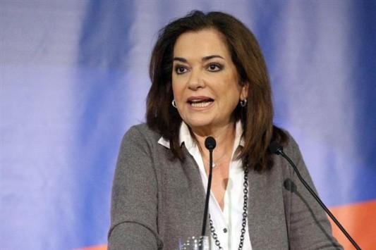 Ντ. Μπακογιάννη: Στην Ευρώπη έχουν υψωθεί ήδη νέα τείχη και η ΕΕ φαίνεται ανίκανη να τα αντιμετωπίσει