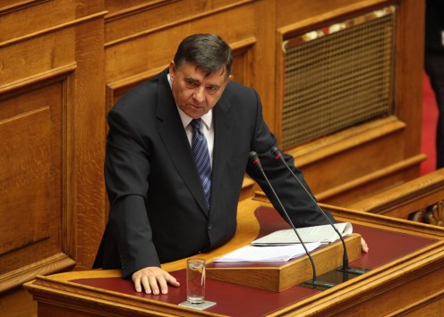 Την άλλη εβδομάδα τελειώνει ο έλεγχος `πόθεν έσχες` για τον Καρατζαφέρη