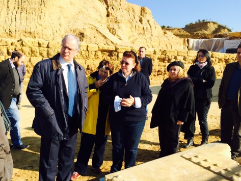 Αμφίπολη: Συγκλονιστικές αποκαλύψεις για τον σκελετό και τις ανθρώπινες απεικονίσεις - Ξεκινούν οι έρευνες για τον εντοπισμό κι άλλων τάφων!