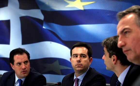 Στον εισαγγελέα για την απόπειρα χρηματισμού βουλευτών Γεωργιάδης – Μηταράκης 