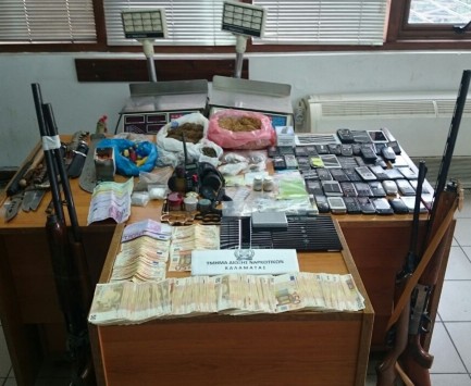 Τεράστιο κύκλωμα ναρκωτικών στα χέρια της Αστυνομίας - Είχε `πλοκάμια` σε Πελοπόννησο και Αττική