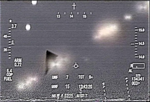 Απόρρητο βίντεο δείχνει εμπλοκή μαχητικών αεροσκαφών με UFO;