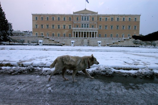 Που θα το στρώσει στην Αττική! Χιόνια ακόμα και στο Σύνταγμα