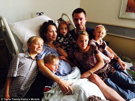 Πέθανε μητέρα πέντε παιδιών που αρνήθηκε να υποβληθεί σε θεραπεία για τον καρκίνο ενώ ήταν έγκυος