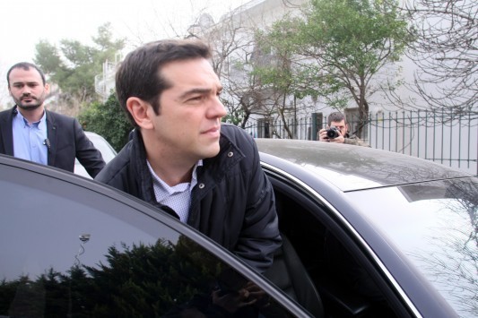 Έκτακτη επικοινωνία Ντράγκι - Τσίπρα μετά την “βόμβα” της ΕΚΤ – Εκβιασμός της Ελλάδας λίγο πριν τη συνάντηση Βαρουφάκη – Σόιμπλε