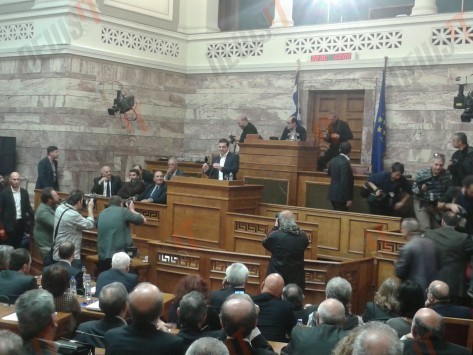 Τσίπρας: Εγγυώμαστε τις καταθέσεις στις τράπεζες 