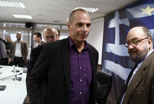 Τρέχουν! Ιταλία ο Βαρουφάκης - Στον Ντάισελμπλουμ η νέα λίστα - Την ξεψαχνίζουν οι ευρωπαίοι!