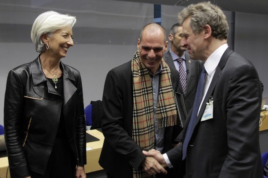 Η επικίνδυνη αποστολή Βαρουφάκη στις ΗΠΑ: Θα επιχειρήσει να πείσει τη Λαγκάρντ να `μαλακώσει` τη στάση του ΔΝΤ – Το παρασκήνιο της συνάντησης