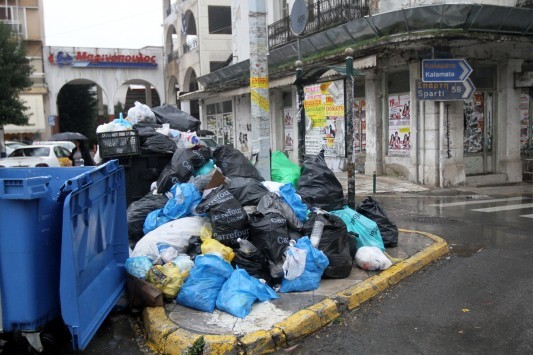 ΣτΠ: Ανεπαρκής η διαχείριση απορριμμάτων στη Πελοπόννησο