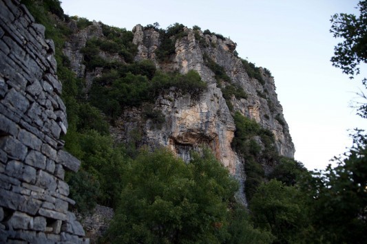 Ανακάλυψε τα Ζαγοροχώρια και το φαράγγι του Βίκου ο Guardian!