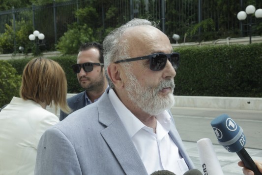 Κουρουμπλής: 60 ευρώ τη μέρα είναι 1.800 ευρώ το μήνα!