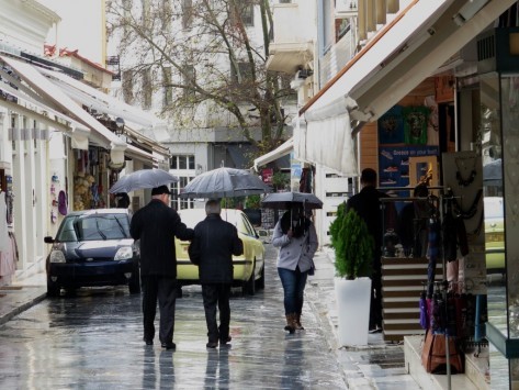 Καιρός: Έρχονται σκόνη, καταιγίδες και... 9 μποφόρ!