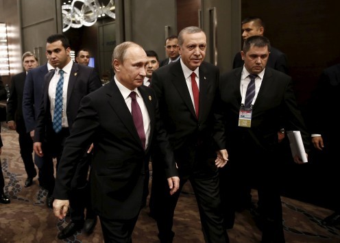 Ρωσία - Τουρκία: Ο Ερντογάν χαμηλώνει τους τόνους, ο Πούτιν πάλι όχι!