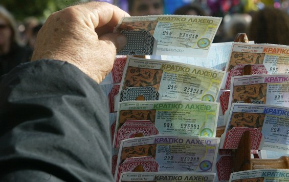 Πασίγνωστος ηθοποιός κέρδισε 1 εκατομμύριο στο πρωτοχρονιάτικο λαχείο και δεν το ήξερε κανείς! Πασίγνωστος ηθοποιός κέρδισε 1 εκατομμύριο στο πρωτοχρονιάτικο λαχείο και δεν το ήξερε κανείς!
