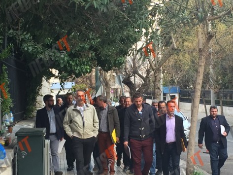 Δεν βγήκε λευκός καπνός στην συνάντηση Τσίπρα - αγροτών - Θα αποφασίσουν τα μπλόκα!