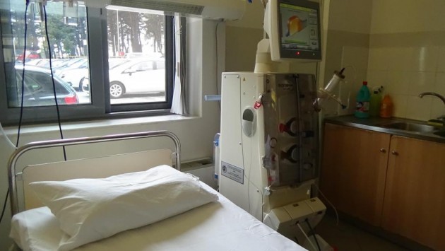 Μηχανήματα αιμοκάθαρσης παρέδωσε στο Παναρκαδικό νοσοκομείο η Παναρκαδική Ομοσπονδία Αμερικής