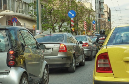 Ανατρέπονται όλα στα τέλη και τους φόρους των ΙΧ - Πως θα γίνονται οι υπολογισμοί