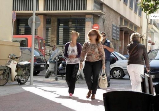 Πάτρα: Η κατάθεση της θείας που βιντεοσκοπούσε γυμνή την 8χρονη ανιψιά της - Πρώτη νύχτα στις φυλακές Κορυδαλλού!