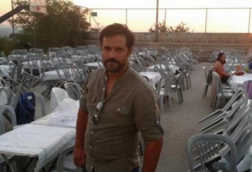 Πάτρα: Γλίστρησε και σκοτώθηκε ο Βασίλης Παναγόπουλος - Άφησε ορφανά τα δύο ανήλικα παιδιά του (Φωτό)! Πάτρα: Γλίστρησε και σκοτώθηκε ο Βασίλης Παναγόπουλος - Άφησε ορφανά τα δύο ανήλικα παιδιά του (Φωτό)!
