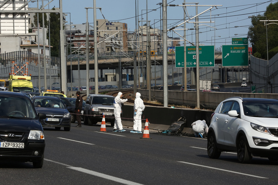 Αποτέλεσμα εικόνας για Τμήμα Εξουδετέρωσης Εκρηκτικών Μηχανισμών (Τ.Ε.Ε.Μ.)