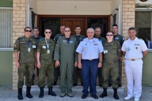 Ρώσοι πιλότοι επιθεώρησαν τα ελληνικά μιράζ στην Τανάγρα - Τι συμβαίνει;