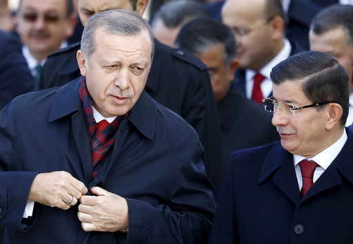 Τουρκία – Πραξικόπημα: Στο `στόχαστρο` ο Νταβούτογλου; Συνέλαβαν συνεργάτη του