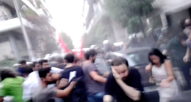 Ξύλο, χημικά και δακρυγόνα σε διαδηλωτές πριν την ομιλία Τσίπρα στο Σκοπευτήριο Καισαριανης [pics, vid]
