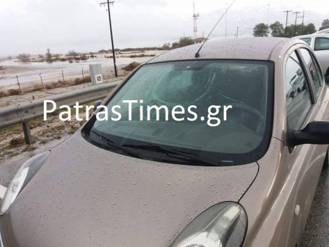 Καιρός: Τα αυτοκίνητα που έσπασε ο πάγος στη γέφυρα Ρίου - Αντιρρίου [pics]